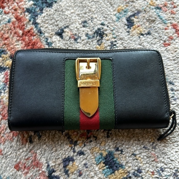 GUCCI Sherry Round Zippy Long Wallet Leather Black Red Authentic MWa0102 - Picture 1 of 9